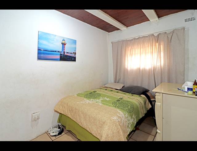 13 BEDROOM HOUSE FOR SALE IN HURST HILL